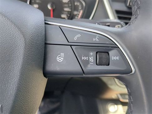 Used 2023 Audi Q5 2.0T Premium w/ Convenience Package image 29