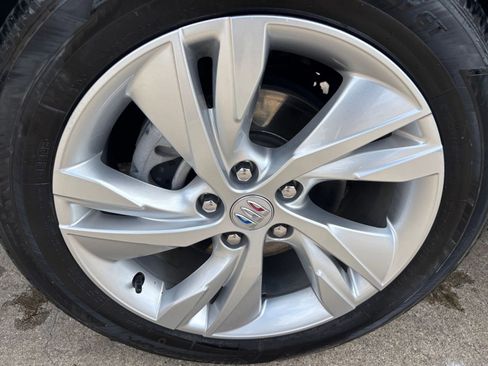 Used 2025 Buick Encore GX Preferred FWD image 29