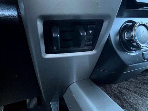 Used 2017 Ford F250 Lariat w/ Lariat Ultimate Package image 25