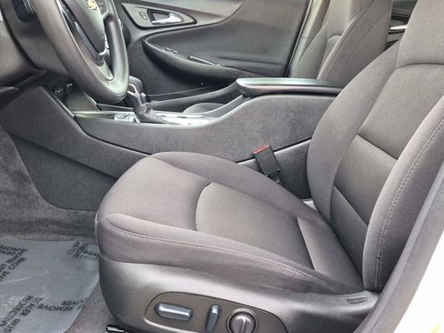 Used 2024 Chevrolet Malibu LT FWD image 19