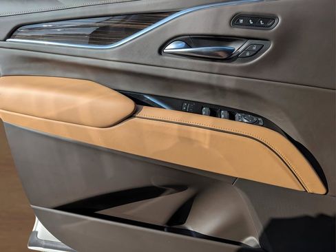 Used 2021 Cadillac Escalade Premium Luxury w/ Driver Assist Tech Package image 25