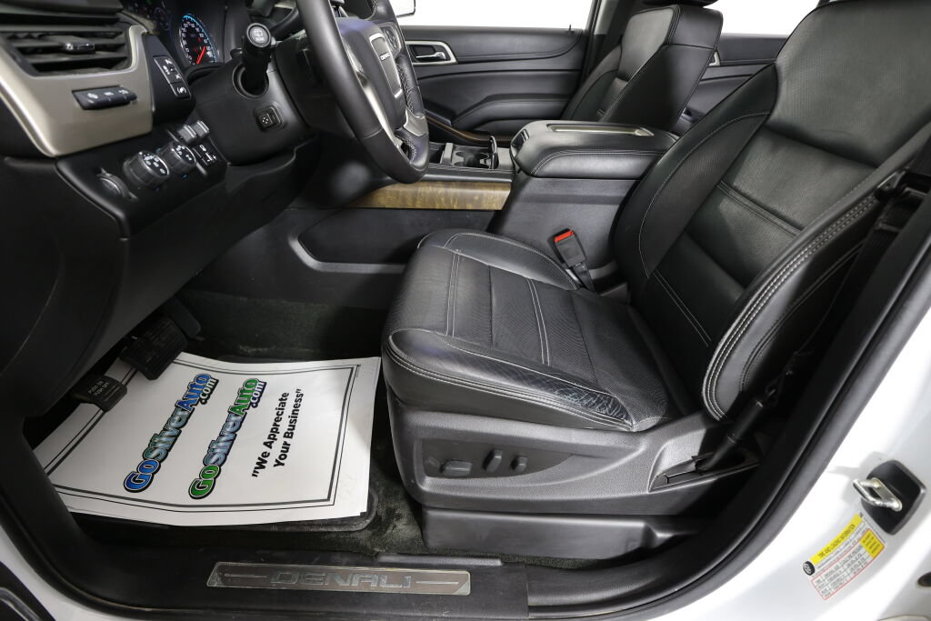 Used 2018 GMC Yukon Denali w/ Open Road Package AWD/4WD image 13