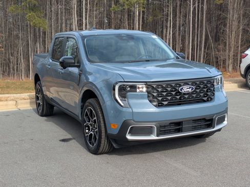 New 2026 Ford Maverick Lariat w/ 4K Tow Package AWD/4WD image 2