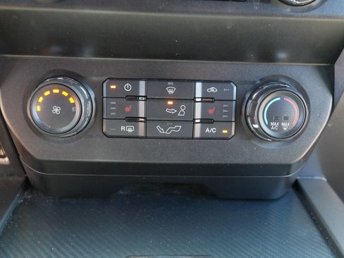 Used 2019 Ford F150 XLT w/ Equipment Group 302A Luxury AWD/4WD image 27
