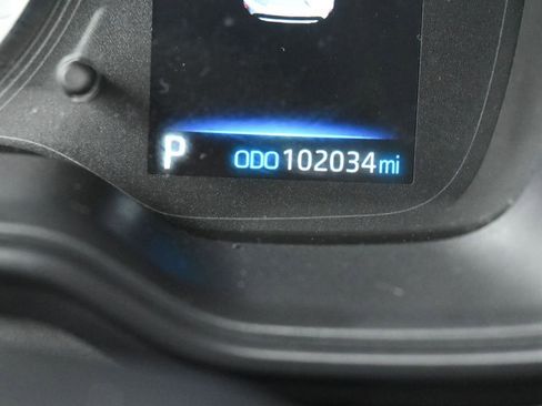 Used 2020 Toyota Corolla LE image 30