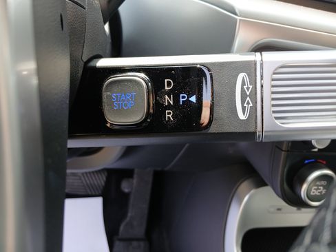 New 2026 Hyundai Ioniq 9 Limited image 24