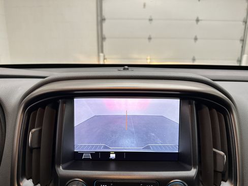 Used 2019 Chevrolet Colorado Z71 image 32