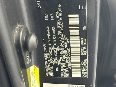Used 2014 Toyota 4Runner Limited RWD image 12
