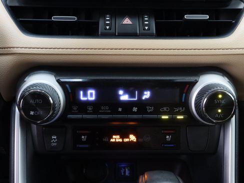 Used 2024 Toyota RAV4 Limited w/ Advanced Technology Package image 20