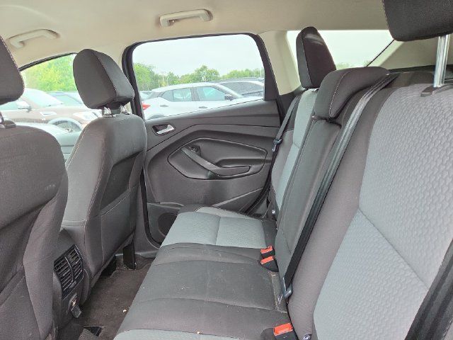 Used 2017 Ford Escape SE FWD image 22