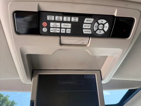 Used 2015 Honda Odyssey Touring image 15