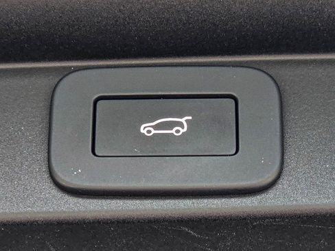 Used 2025 Land Rover Range Rover Autobiography AWD/4WD image 38