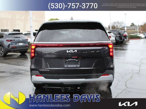 New 2026 Kia Carnival LX image 8