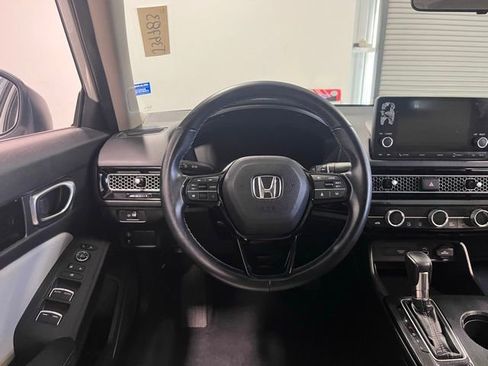 Used 2022 Honda Civic EX image 19