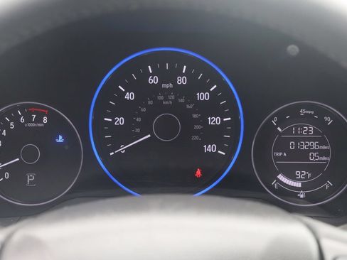 Used 2017 Honda HR-V EX-L image 12