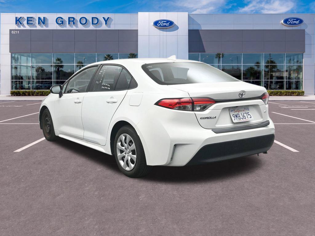 Used 2024 Toyota Corolla LE FWD image 8