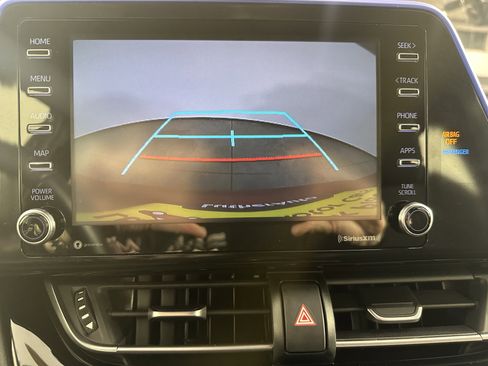 Used 2020 Toyota C-HR XLE image 20