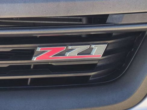 Used 2016 Chevrolet Colorado Z71 RWD image 13