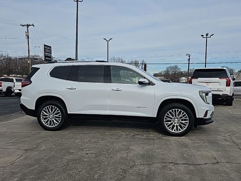 New 2026 GMC Acadia Denali w/ Super Cruise Package image 2