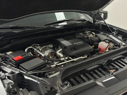 Used 2025 GMC Sierra 1500 AT4X image 70
