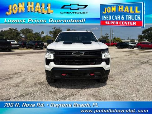 Used 2024 Chevrolet Silverado 1500 LT Trail Boss w/ Convenience Package II AWD/4WD image 19