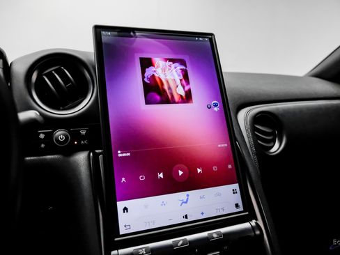 Used 2013 Nissan GT-R Premium image 65