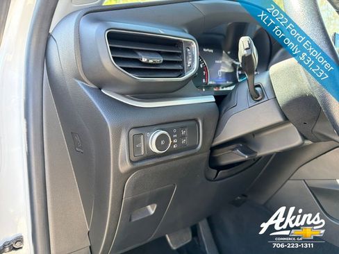 Used 2022 Ford Explorer XLT w/ Equipment Group 202A image 15