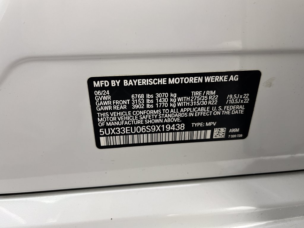 Certified 2025 BMW X5 M60i AWD/4WD image 28