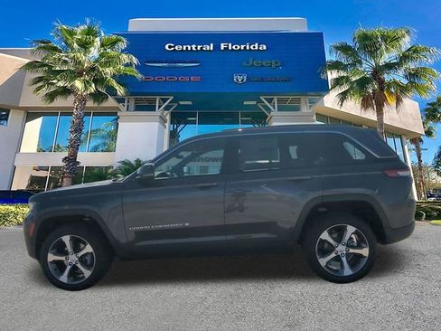 New 2026 Jeep Grand Cherokee Limited RWD image 8