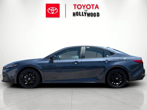 New 2026 Toyota Camry SE FWD image 9
