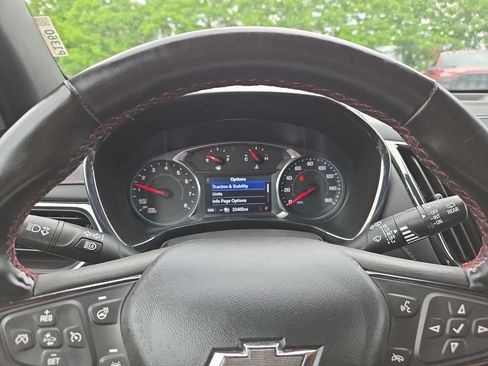 Used 2024 Chevrolet Equinox RS w/ RS Leather Package FWD image 31