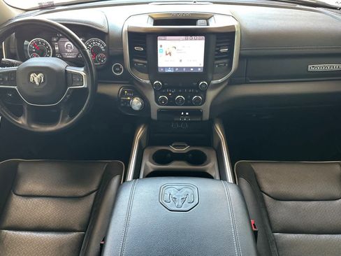 Used 2022 RAM 1500 Laramie AWD/4WD image 3