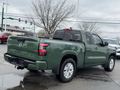 Used 2022 Nissan Frontier SV w/ Technology Package image 16