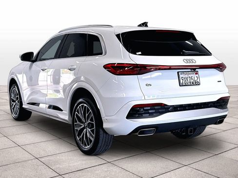 Used 2025 Audi Q5 Premium w/ Premium Plus AWD/4WD image 13