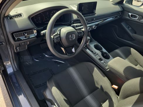Used 2024 Honda Civic LX image 9