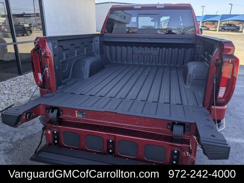 New 2026 GMC Sierra 1500 SLT image 29