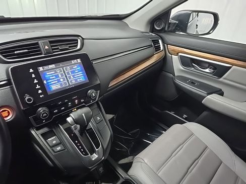 Used 2018 Honda CR-V Touring image 26