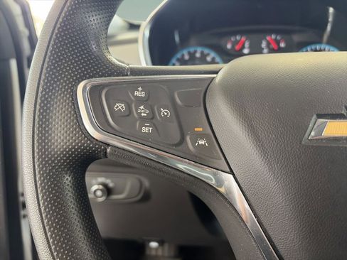 Used 2020 Chevrolet Equinox LS w/ LS Convenience Package image 13