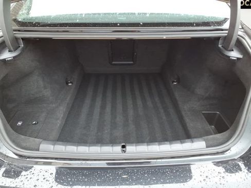 Used 2025 BMW 740i xDrive AWD/4WD image 29