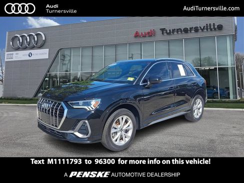 Used 2021 Audi Q3 2.0T Premium Plus w/ Premium Plus Package AWD/4WD image 1