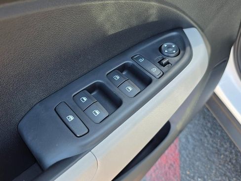 New 2025 Hyundai Venue SEL image 23