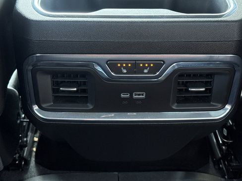 Used 2024 GMC Sierra 3500 Denali Ultimate AWD/4WD image 41