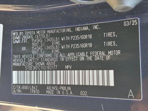 Used 2025 Toyota Sienna Platinum AWD/4WD image 15
