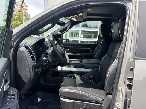 New 2026 RAM 3500 Laramie AWD/4WD image 12
