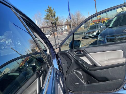 Used 2015 Subaru Forester 2.5i Touring w/ Eyesight & Navigation System image 11