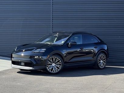 New 2025 Porsche Macan 4 Electric