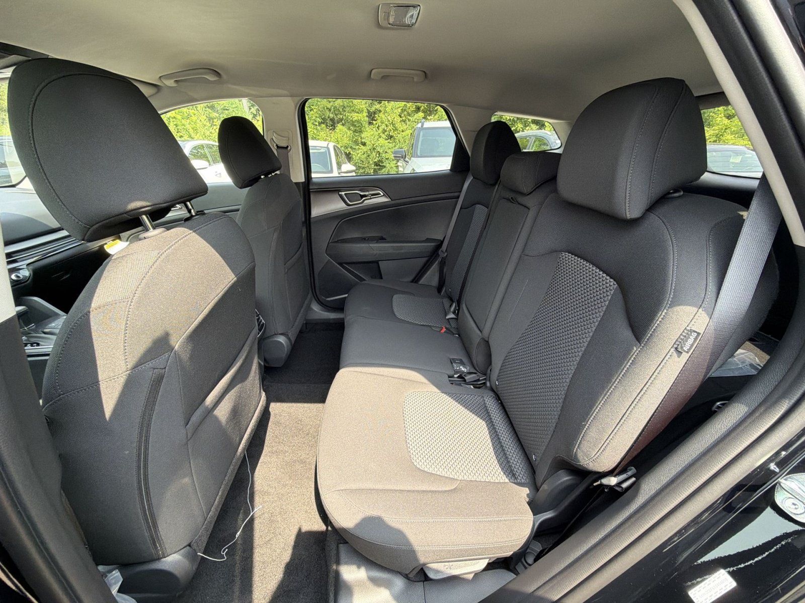 New 2026 Kia Sportage LX w/ LX Convenience Package AWD/4WD image 28