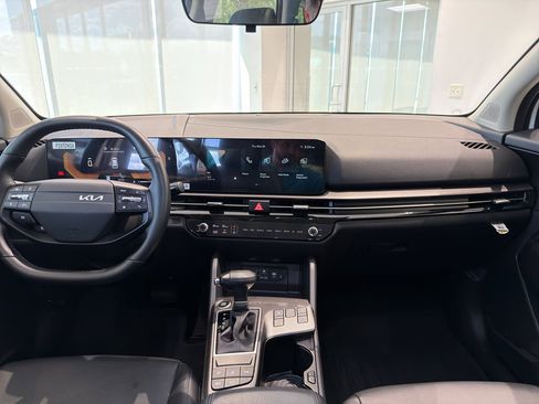 Used 2026 Kia Sportage EX w/ EX Panorama Roof Package FWD image 14