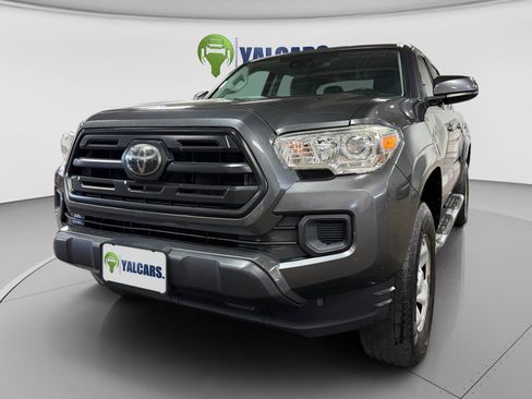 Used 2018 Toyota Tacoma SR w/ SR Convenience Package RWD image 9