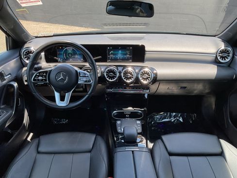 Used 2022 Mercedes-Benz A 220 image 17